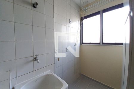 Área de Serviço de apartamento para alugar com 2 quartos, 85m² em Centro, Campinas