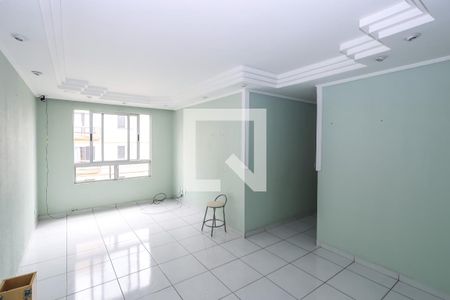 Sala de apartamento para alugar com 3 quartos, 68m² em Jardim Santa Emilia, São Paulo