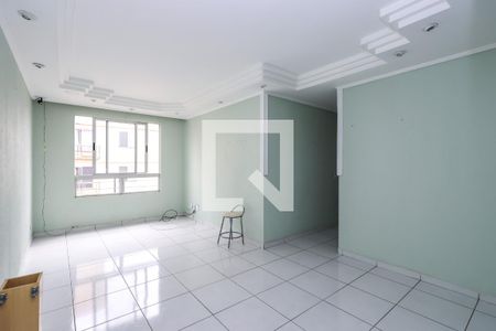 Sala de apartamento para alugar com 3 quartos, 68m² em Jardim Santa Emilia, São Paulo