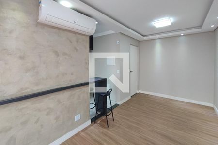 Sala de apartamento para alugar com 3 quartos, 60m² em Vila Satúrnia, Campinas