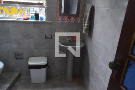 Casa de condomínio à venda com 200m², 3 quartos e sem vagaBanheiro