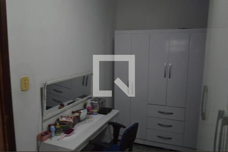 Casa de condomínio à venda com 200m², 3 quartos e sem vagaQuarto 2