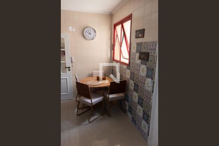 Apartamento à venda com 164m², 4 quartos e 2 vagasCozinha