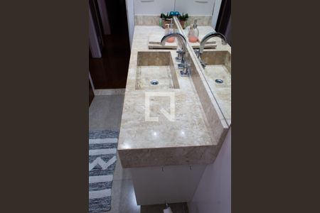 Apartamento à venda com 164m², 4 quartos e 2 vagasBanheiro