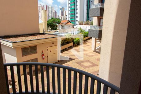 Apartamento à venda com 164m², 4 quartos e 2 vagasSacada do Quarto 1