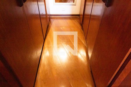 Apartamento à venda com 164m², 4 quartos e 2 vagasCloset da suíte 1