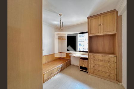 Apartamento para alugar com 172m², 3 quartos e 2 vagasQuarto 2