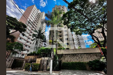 Apartamento para alugar com 172m², 3 quartos e 2 vagasFachada 