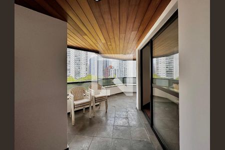 Apartamento para alugar com 172m², 3 quartos e 2 vagasSacada 