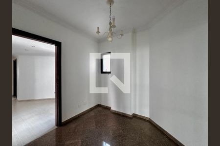 Apartamento para alugar com 172m², 3 quartos e 2 vagasCopa