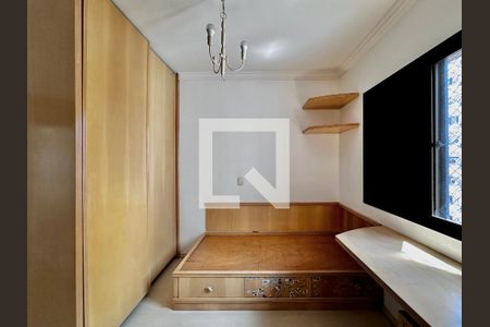 Apartamento para alugar com 172m², 3 quartos e 2 vagasQuarto 2