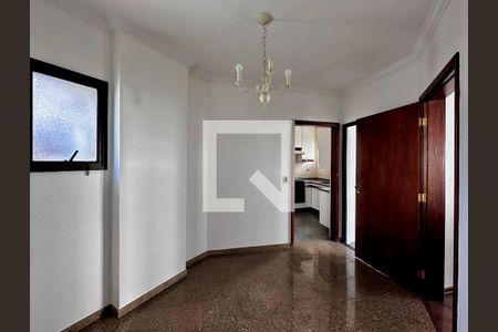 Apartamento para alugar com 172m², 3 quartos e 2 vagasCopa