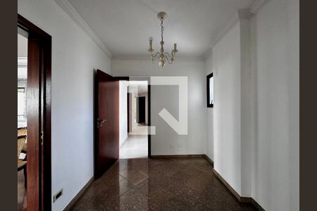 Apartamento para alugar com 172m², 3 quartos e 2 vagasCopa