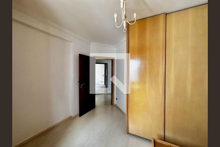 Apartamento para alugar com 172m², 3 quartos e 2 vagasQuarto 2