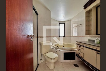 Apartamento para alugar com 172m², 3 quartos e 2 vagasBanheiro Suíte 