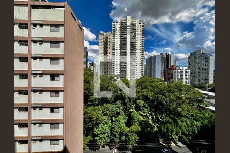 Apartamento para alugar com 172m², 3 quartos e 2 vagasVista 