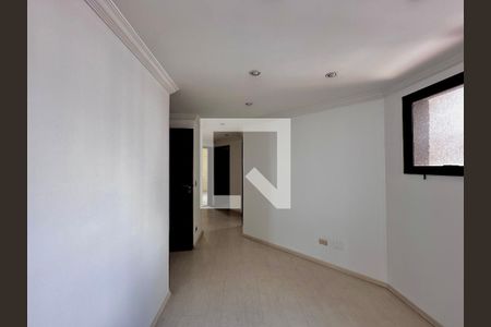 Apartamento para alugar com 172m², 3 quartos e 2 vagasCorredor Quartos 