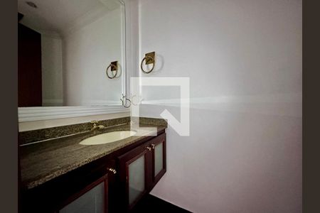 Apartamento para alugar com 172m², 3 quartos e 2 vagasLavabo 