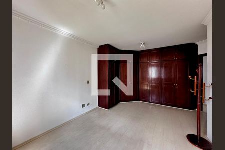 Apartamento para alugar com 172m², 3 quartos e 2 vagasSuíte 