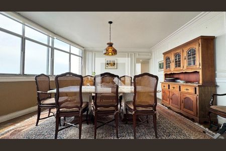 Apartamento para alugar com 4 quartos, 300m² em Vila Suzana, São Paulo