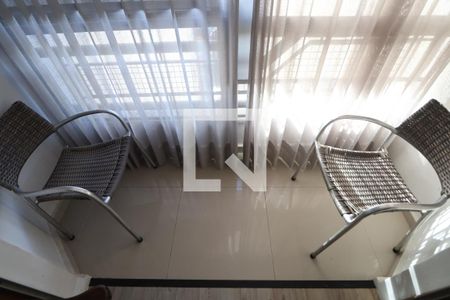 Apartamento à venda com 72m², 2 quartos e 1 vagaSacada