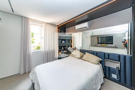 Apartamento à venda com 250m², 5 quartos e 2 vagasSuíte 3