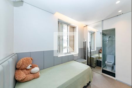 Apartamento à venda com 250m², 5 quartos e 2 vagasSuíte 4