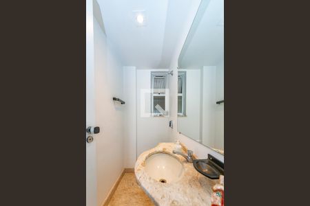 Apartamento à venda com 250m², 5 quartos e 2 vagasLavabo