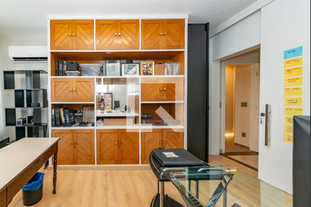 Apartamento à venda com 250m², 5 quartos e 2 vagasQuarto 6 - Escritório