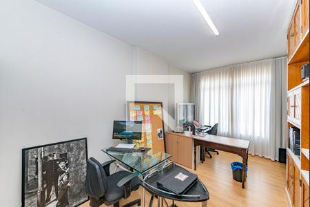 Apartamento à venda com 250m², 5 quartos e 2 vagasQuarto 6 - Escritório