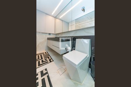 Apartamento à venda com 250m², 5 quartos e 2 vagasBanheiro da Suíte 2