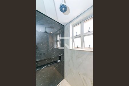 Apartamento à venda com 250m², 5 quartos e 2 vagasBanheiro da Suíte 2