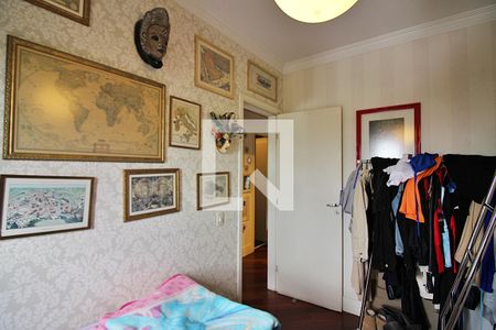 Apartamento à venda com 102m², 3 quartos e 2 vagasQuarto 2