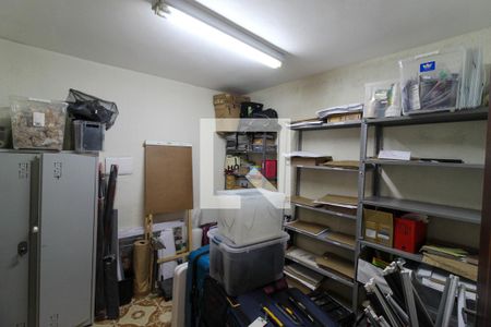 Casa à venda com 154m², 4 quartos e 2 vagasQuarto 4 - Serviço