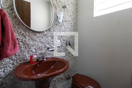 Casa à venda com 154m², 4 quartos e 2 vagasBanheiro Quarto 3 - Suíte