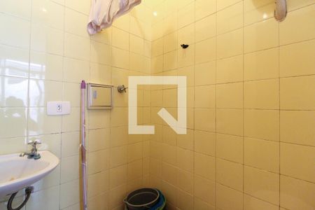 Casa à venda com 154m², 4 quartos e 2 vagasBanheiro de serviço