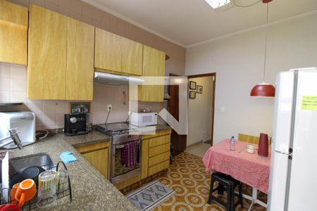 Casa à venda com 154m², 4 quartos e 2 vagasCozinha