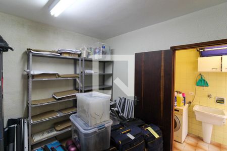 Casa à venda com 154m², 4 quartos e 2 vagasQuarto 4 - Serviço