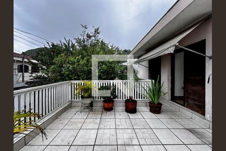 Casa à venda com 200m², 3 quartos e 2 vagas Casa à venda com 200m², 3 quartos e 2 vagasSacada Quartos 2 e 3