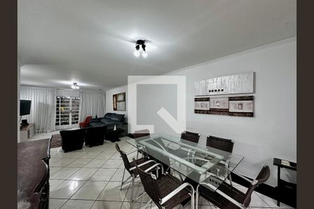 Sala de casa à venda com 3 quartos, 200m² em Brooklin, São Paulo