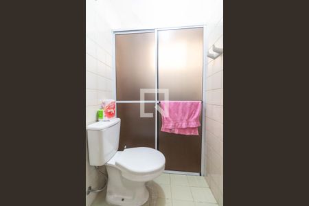 Apartamento à venda com 49m², 2 quartos e 1 vaga Apartamento à venda com 49m², 2 quartos e 1 vagaBanheiro