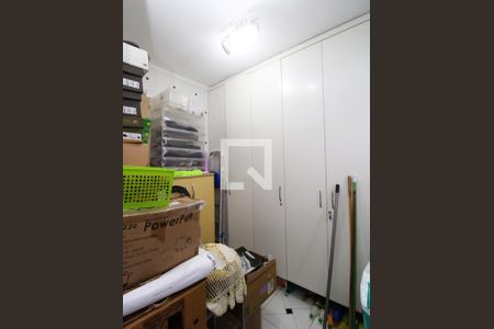 Casa à venda com 120m², 3 quartos e 2 vagasQuarto de Serviço