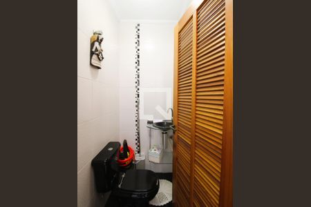 Casa à venda com 120m², 3 quartos e 2 vagasBanheiro de serviço