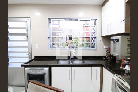 Casa à venda com 120m², 3 quartos e 2 vagasCozinha