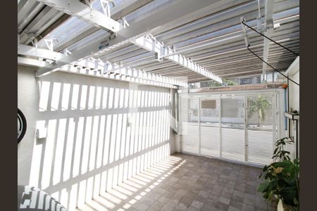 Casa à venda com 120m², 3 quartos e 2 vagasGaragem