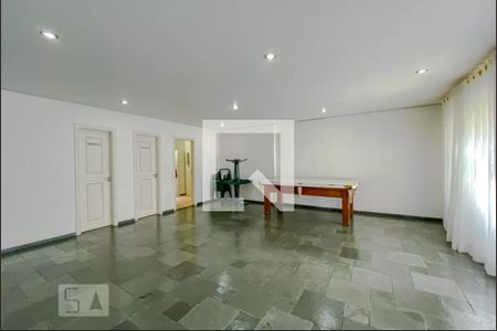 Apartamento à venda com 185m², 4 quartos e 2 vagasÁrea comum - Salão de festas