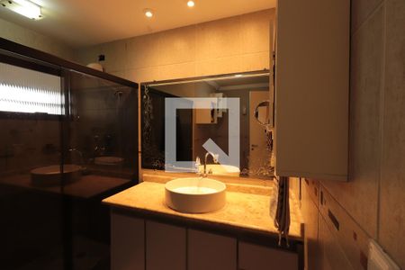 Apartamento à venda com 185m², 4 quartos e 2 vagasBanheiro da Suíte 3