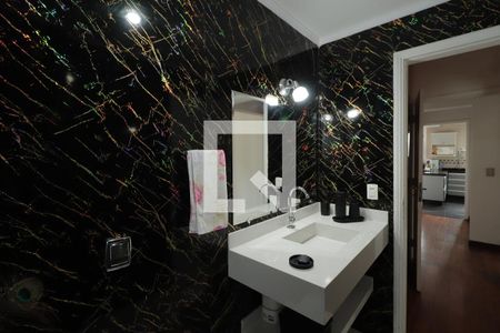 Apartamento à venda com 185m², 4 quartos e 2 vagasBanheiro da Suíte 2