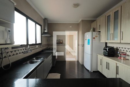 Apartamento à venda com 185m², 4 quartos e 2 vagasCozinha