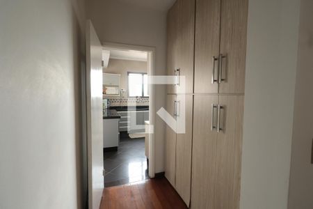 Apartamento à venda com 185m², 4 quartos e 2 vagasCorredor